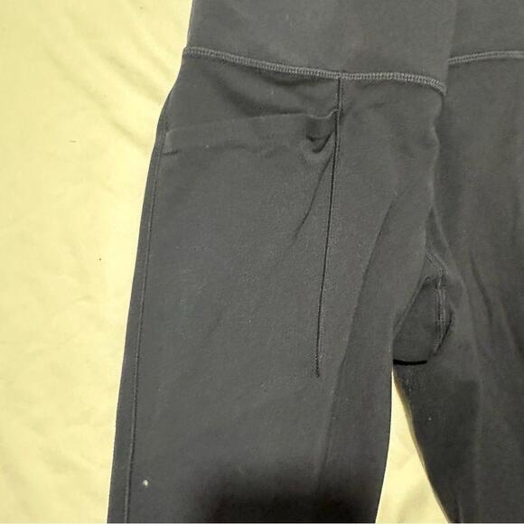 Athleta Cropped leggings - Picture 2 of 5